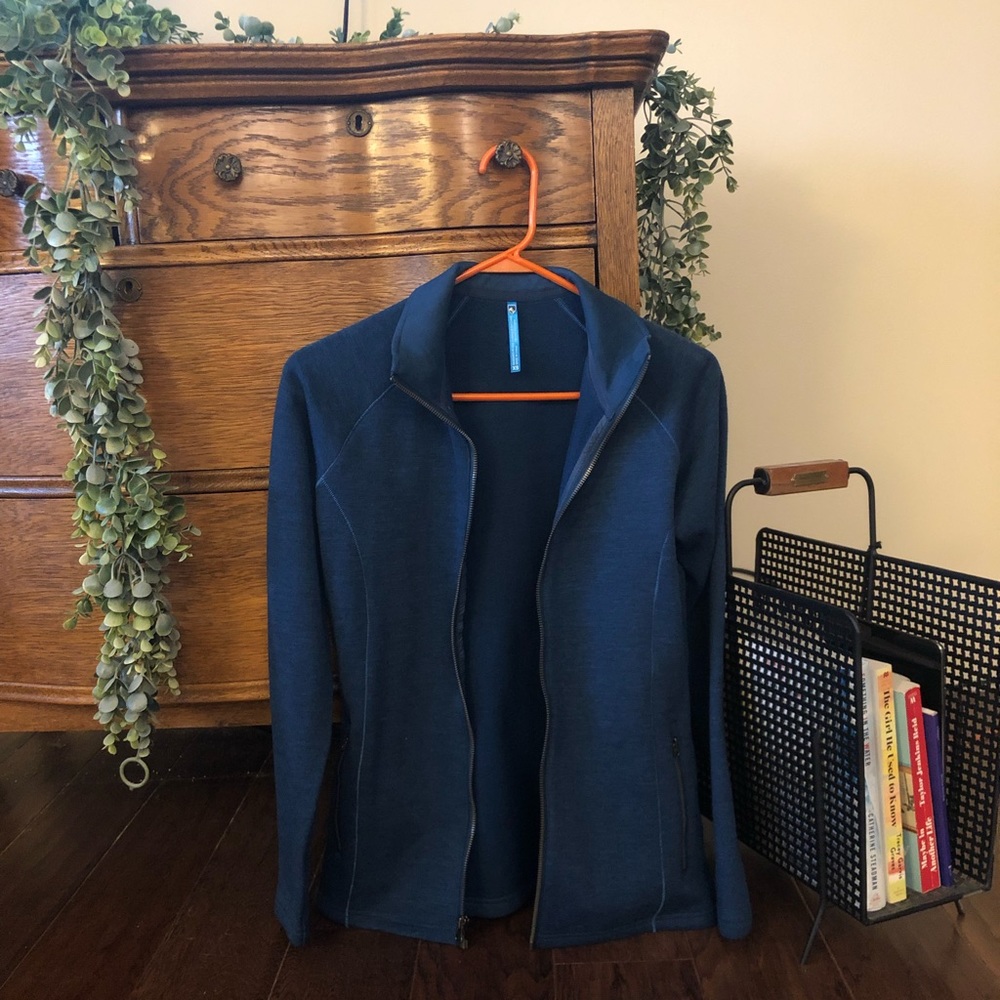 Royal blue Kuhl fleece lined jacket
